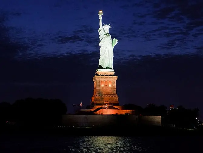 Dîner-croisière à New York - Statue de la Liberté