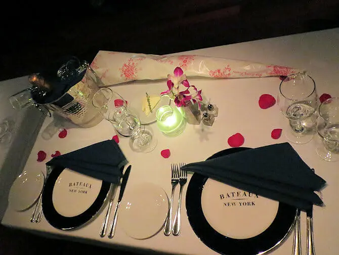 Bateaux dinner cruise à New York - Dîner romantique