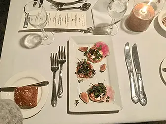 Dîner-Croisière du Réveillon de Noël à New York - Dîner