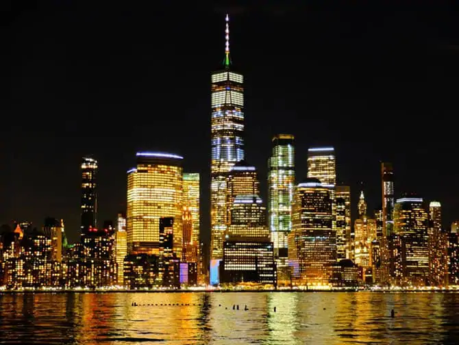 Freedom Tower / One World Trade Center - Nuit