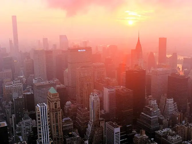 Billets pour l'Empire State Building - Lever de soleil sur East River