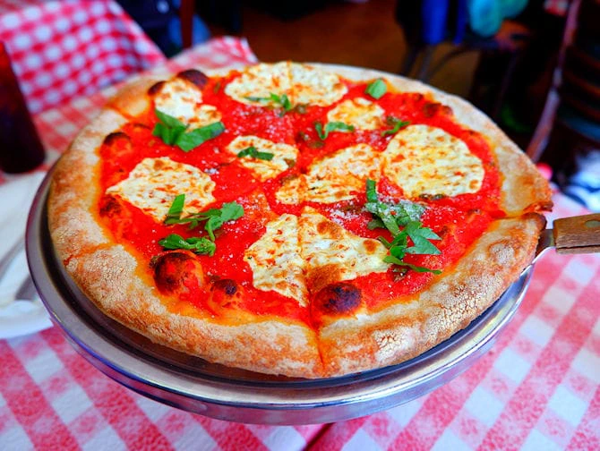 La meilleure pizza de New York - Lombardi's Pizza