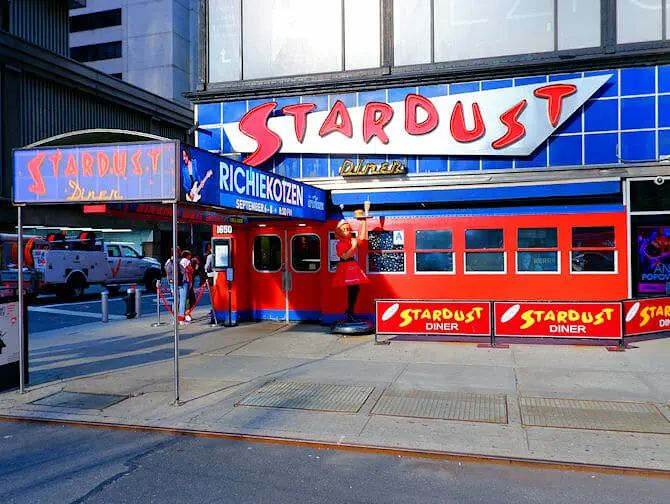 Petit-déjeuner à New York - Ellens Stardust