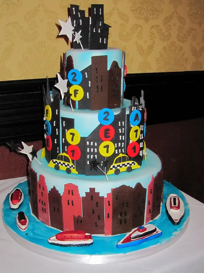 Carlo's Bakery Cake Boss a New York - Pièce montee