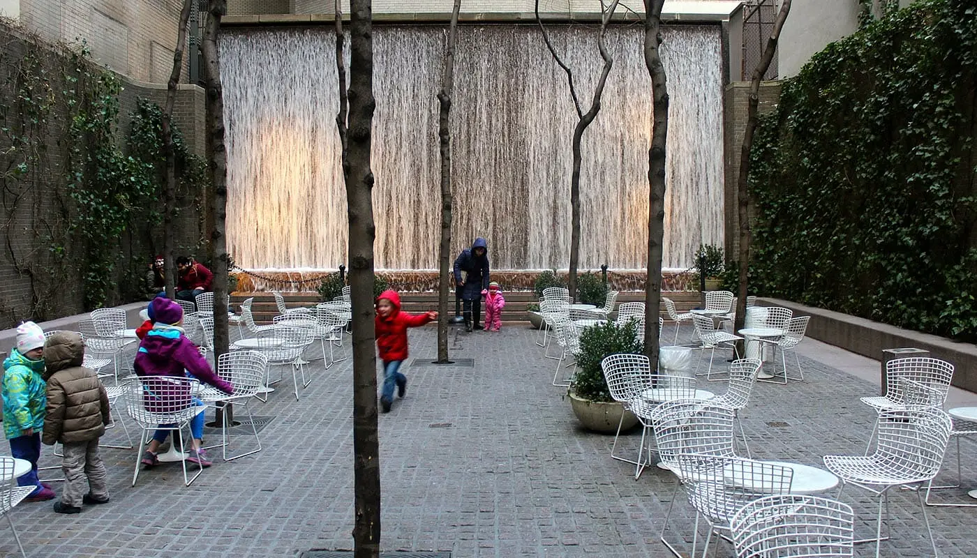 Les parcs &agrave; New York - Paley Park