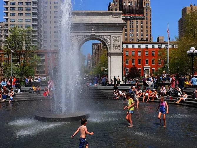 Les parcs &agrave; New York - Washington Square Park