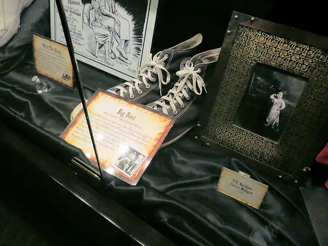 Baskets Ripley's Believe It or Not! à New York
