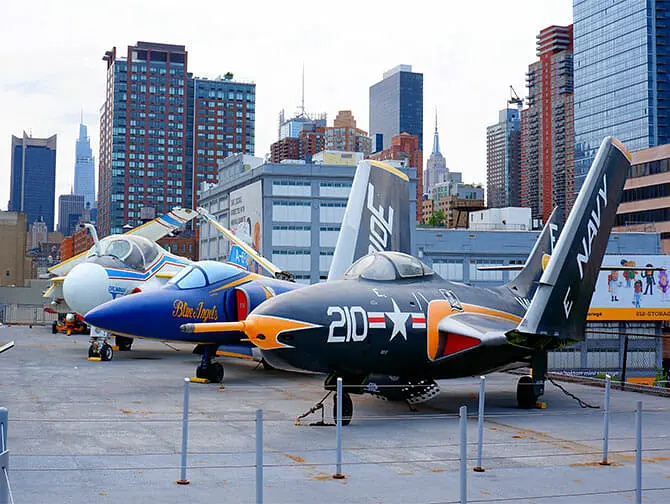 Intrepid Museum à New York - Le Pont