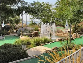 Aires de jeux à New York - Pier 25 Playground