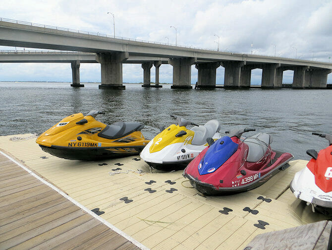 Faire du jetski à New York NewYorkCity.fr