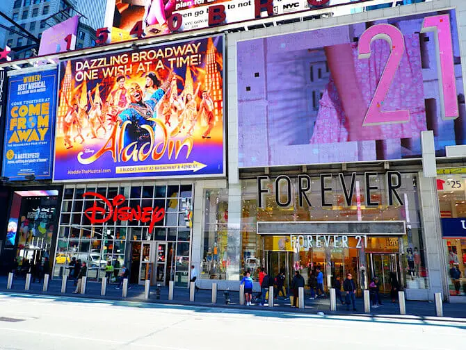 Que faire à Theater District - Forever21