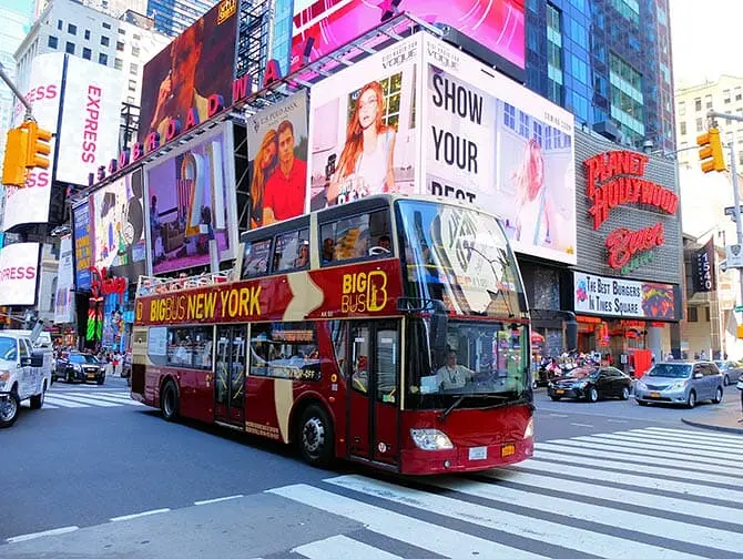 La différence entre le New York Explorer Pass le New York Pass - Bus touristique