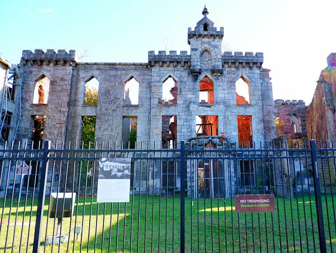 Que faire sur Roosevelt Island - Smallpox Hospital
