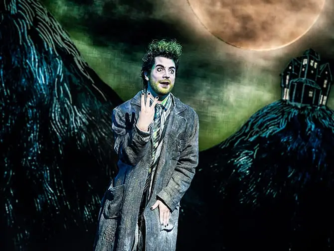 Billets pour Beetlejuice à Broadway - Beetlejuice & Lydia