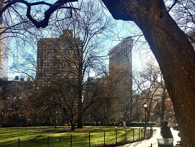 Flatiron Building à New York - Madison Square Park
