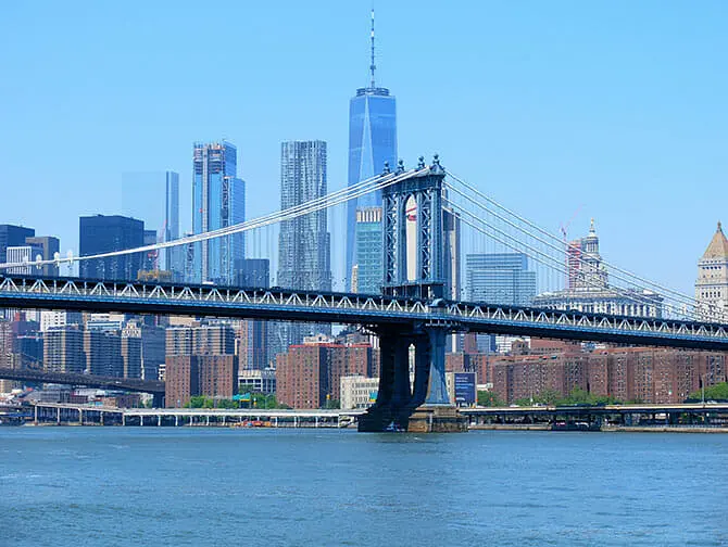 Manhattan Bridge à New York - Skyline
