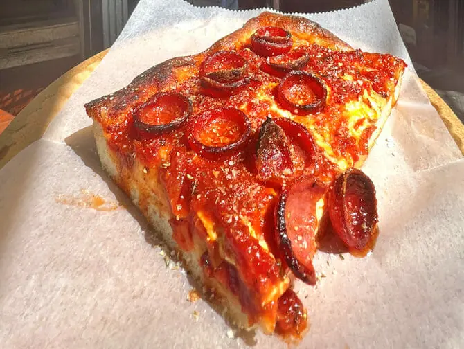 La meilleure pizza de New York - Prince Street Pizza