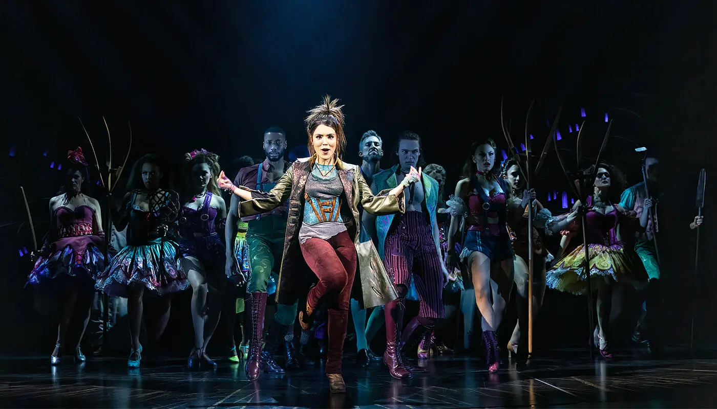 Billets pour Bad Cinderella à Broadway - troupe