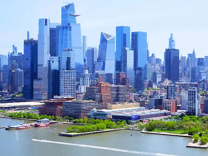 Transfert en hélicoptère entre l'aéroport JFK ou Newark et Manhattan - Skyline