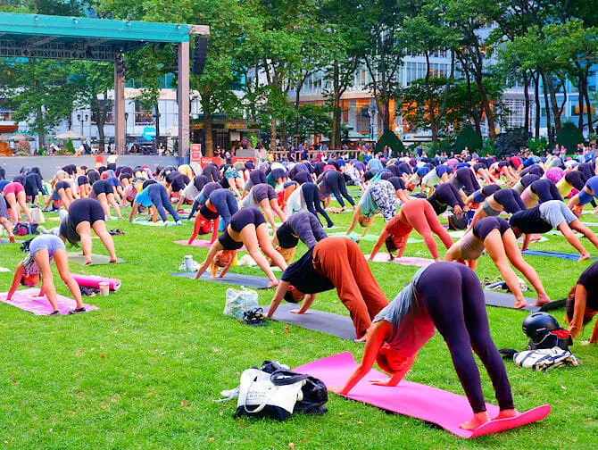 Bryant Park à New York - Yoga