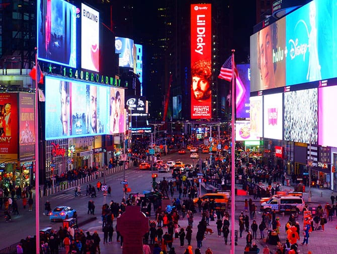 Itin&eacute;raires pi&eacute;tons &agrave; New York - Visite en soir&eacute;e de Times Square