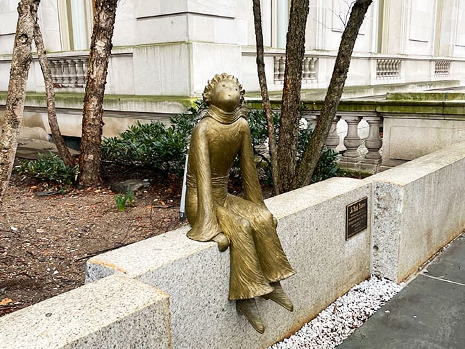Les Frenchies à New York - Statue du Petit Prince