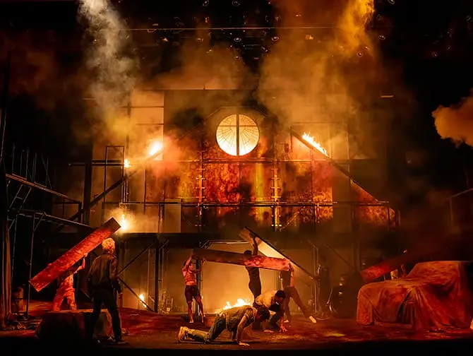 Billets pour The Outsiders à Broadway - Scène