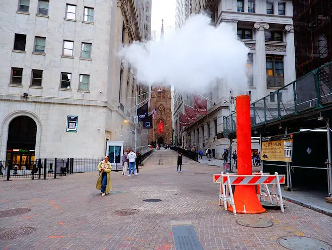 Fumée dans les rues de new york - Cheminée