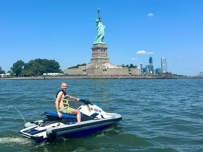 Faire du jet-ski à New York