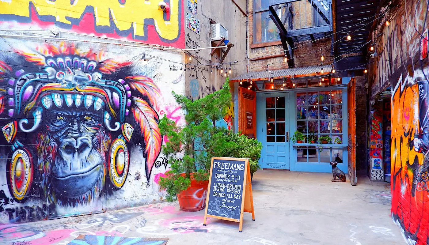 La cuisine typique am&eacute;ricaine &agrave; New York Freemans Restaurant Freeman Alley