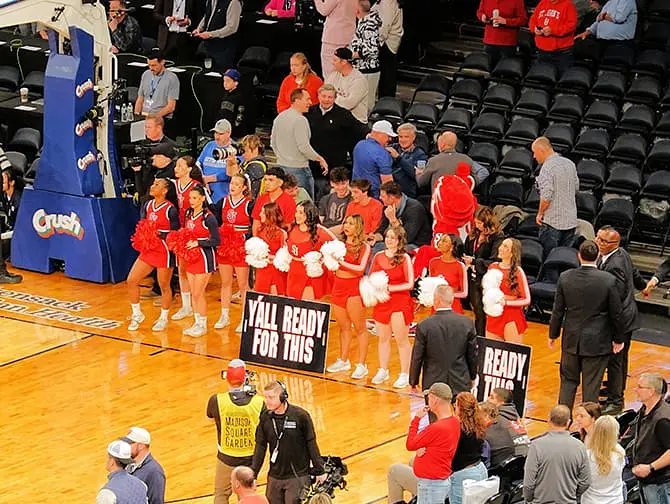 Basket universitaire à New York - Supporters
