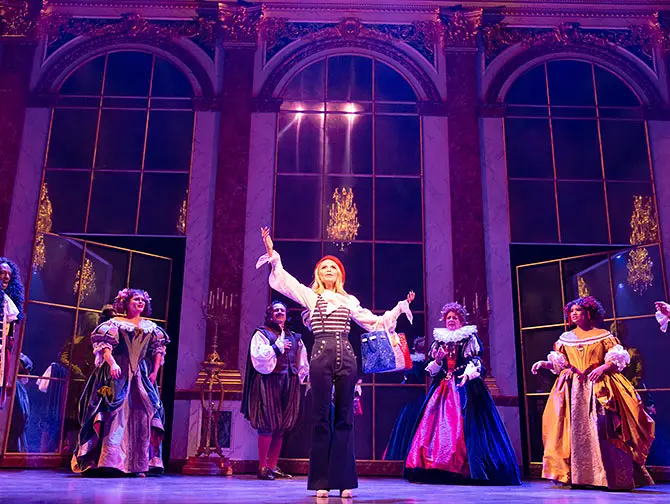 Billets pour The Queen of Versailles à Broadway - Casting