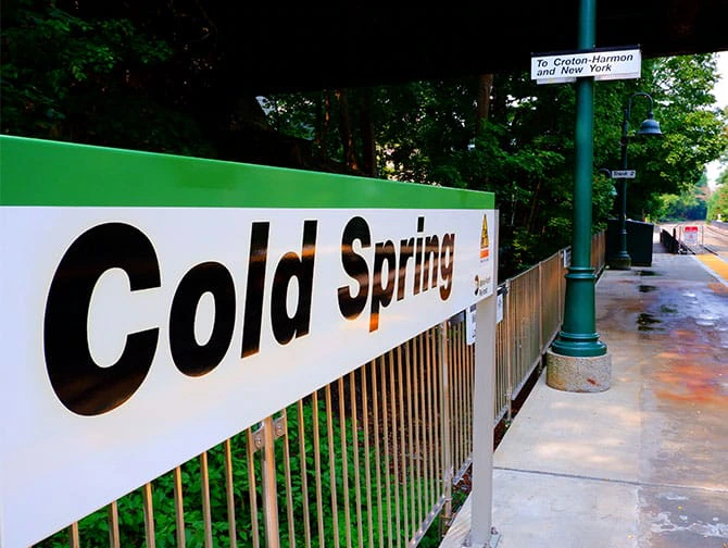 Petite ville américaine : Excursion d'une journée à Cold Spring près de New York - Prenez le train pour Cold Spring