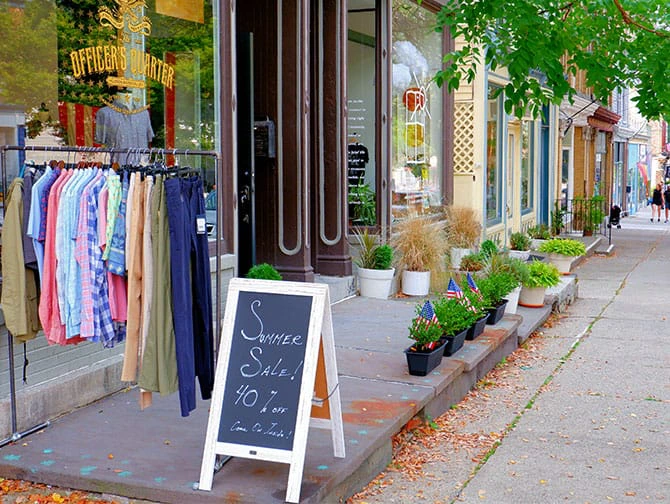 Petite ville américaine : Excursion d'une journée à Cold Spring près de New York - Boutiques vintage