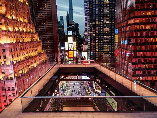 Que faire à Times Square - One Times Square Skywalk