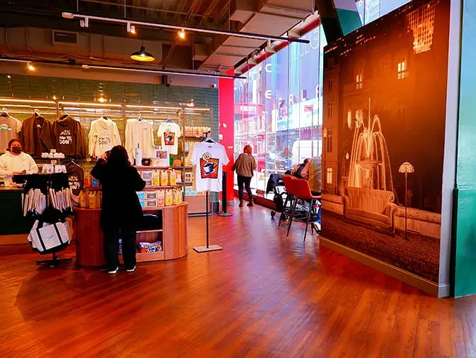 Central Perk Coffeehouse à New York - Acheter des articles de merchandising