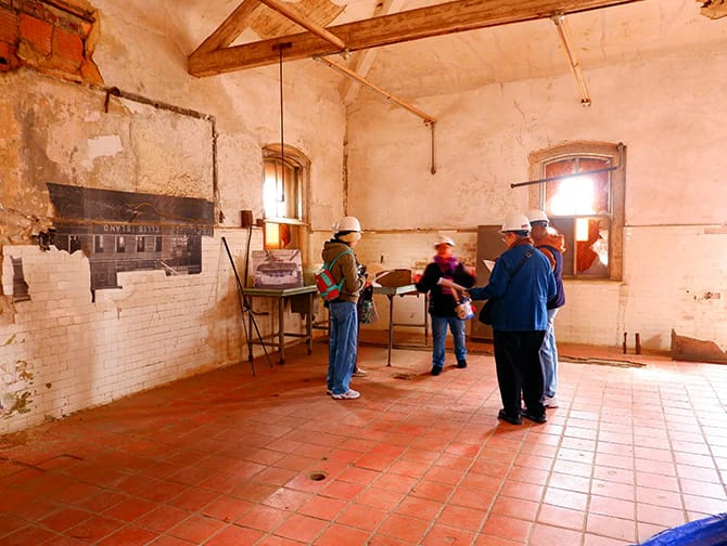 Visite Hard Hat de l'hôpital d'Ellis Island - Hôpital de l'île de l'immigration