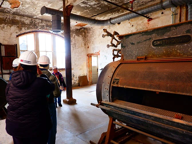 Visite Hard Hat de l'hôpital d'Ellis Island - Visite en petit groupe