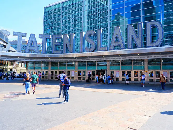 Battery Park à New York - Terminal du Ferry de Staten Island