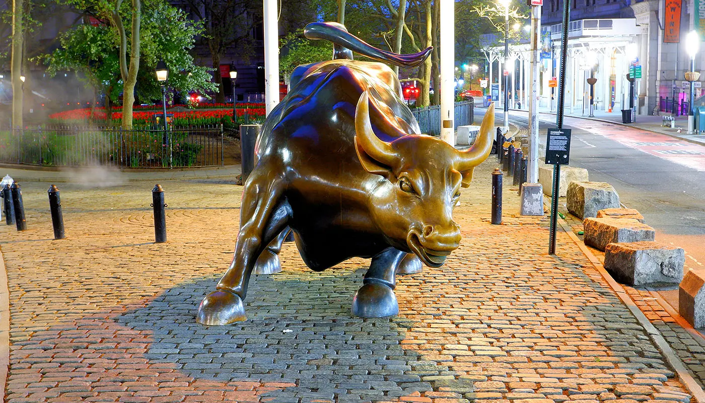 Statue de Charging Bull à New York - Le Taureau de Wall Street