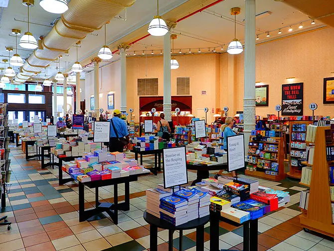 Librairies à New York - Barnes and Noble à Union Square